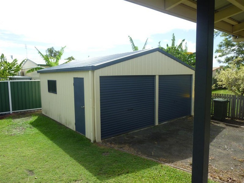 27 CARINGA STREET, Urangan QLD 4655