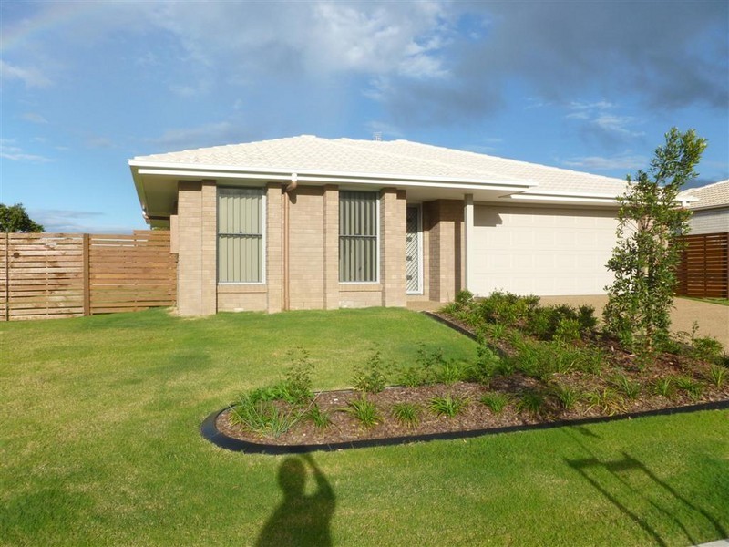 15 MAWSON, Urraween QLD 4655