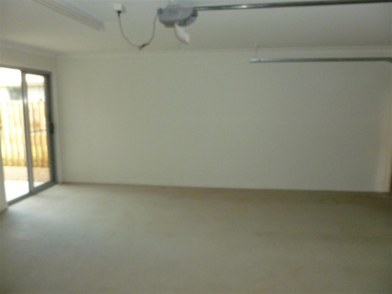 15 MAWSON, Urraween QLD 4655