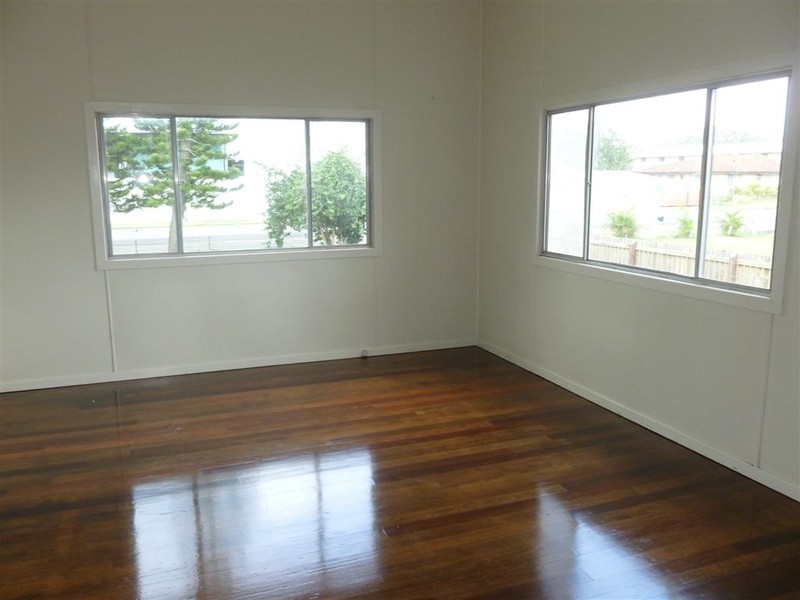 23 Hibiscus Street, Urangan QLD 4655