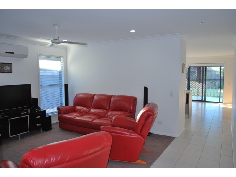 3 Columbus Close, Urraween QLD 4655