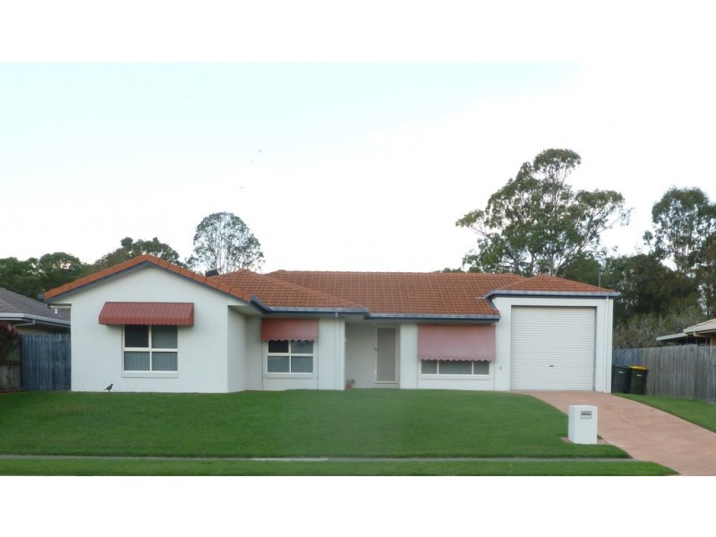 52 Ann Street, Torquay QLD 4655