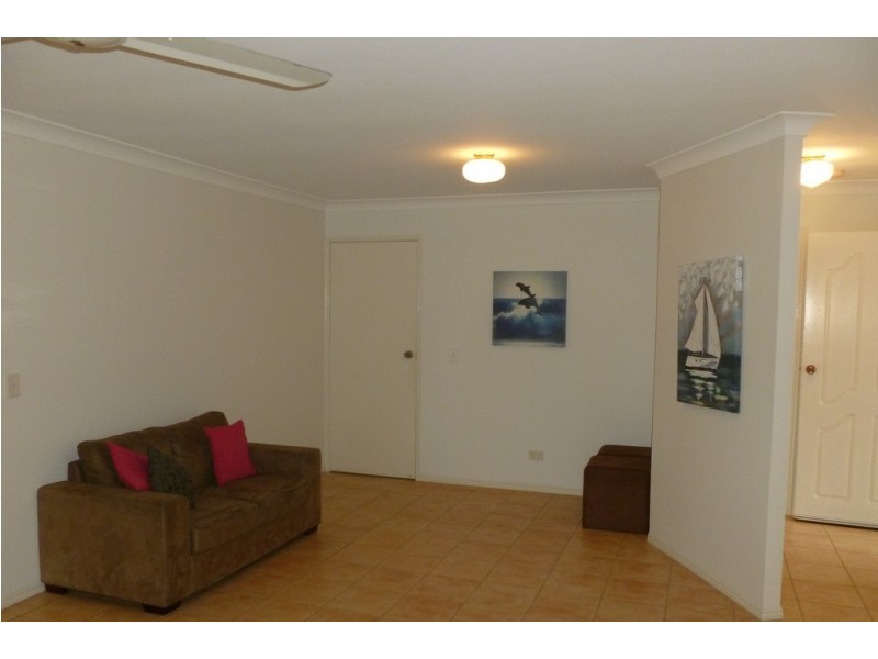 52 Ann Street, Torquay QLD 4655