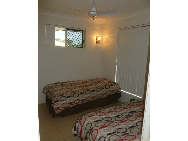 52 Ann Street, Torquay QLD 4655