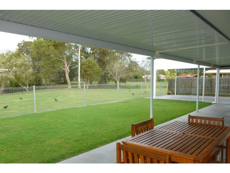 52 Ann Street, Torquay QLD 4655