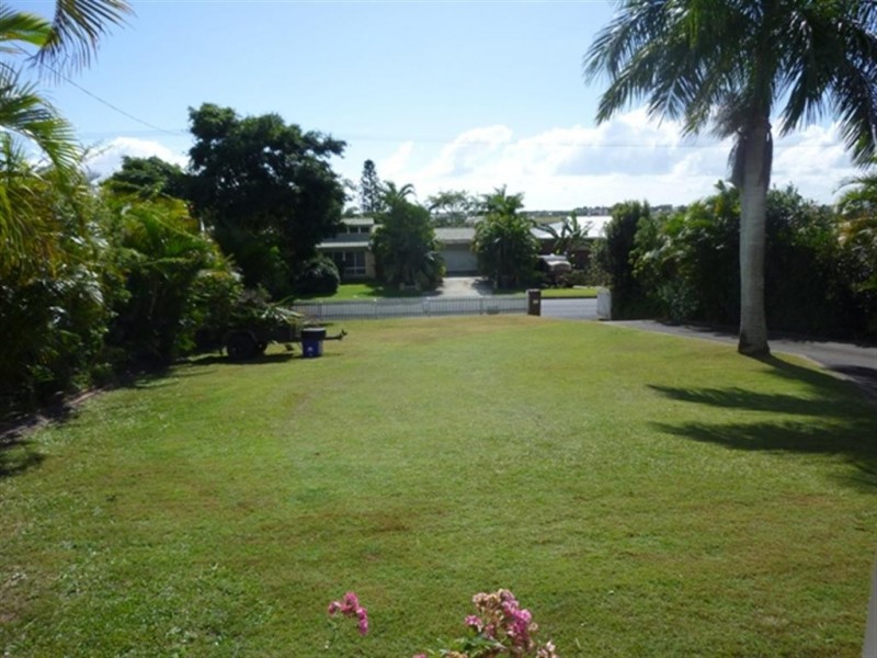 42 JOHNSTON BLVD, Urraween QLD 4655