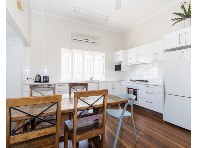 21 Fraser Street, Torquay QLD 4655