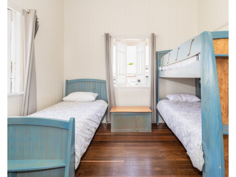 21 Fraser Street, Torquay QLD 4655