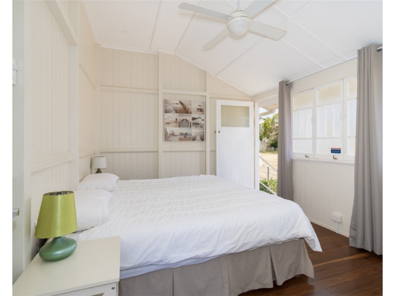 21 Fraser Street, Torquay QLD 4655