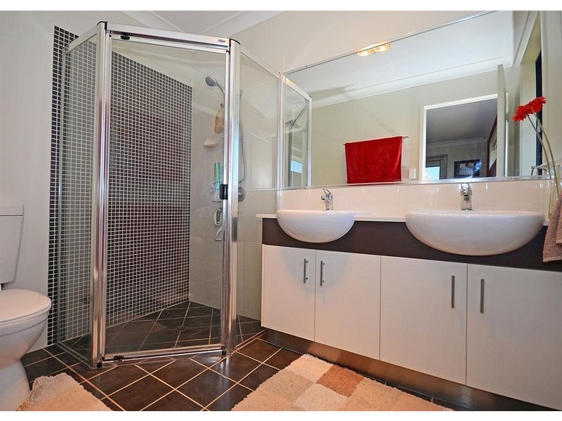 10 Harly Court, Urraween QLD 4655