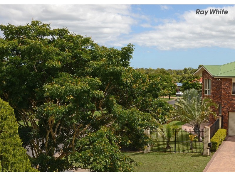 12 Faye Avenue, Scarness QLD 4655