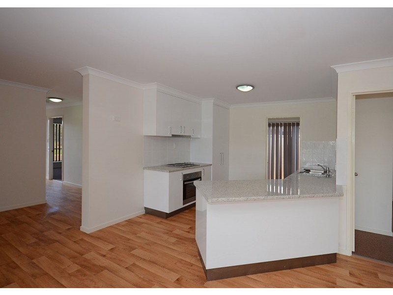 8 Bulleen Way, Burrum Heads QLD 4659