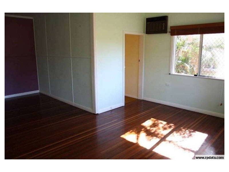 6 Wynne Parade, Maryborough QLD 4650