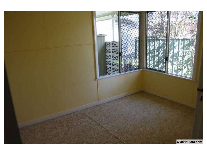6 Wynne Parade, Maryborough QLD 4650