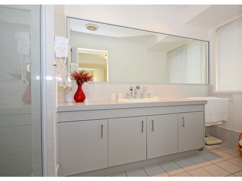 6 Bergin Court, Torquay QLD 4655