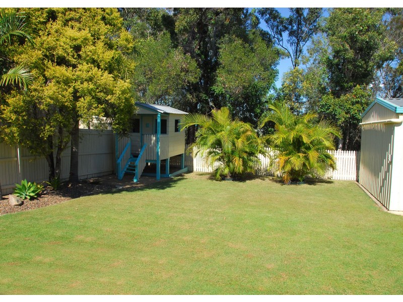 6 Bergin Court, Torquay QLD 4655