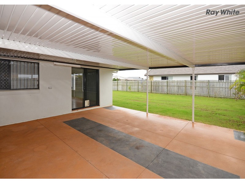 80 Endeavour Way, Eli Waters QLD 4655