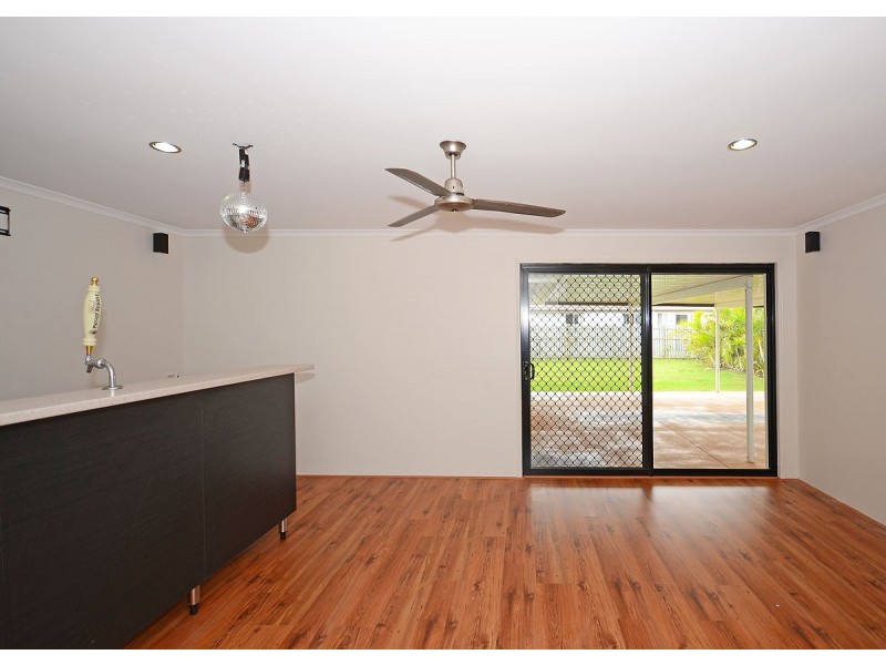 80 Endeavour Way, Eli Waters QLD 4655