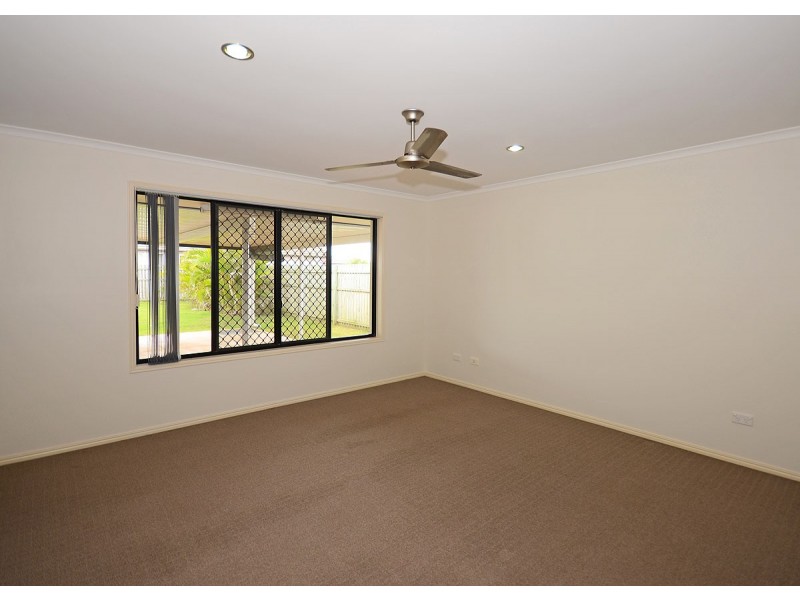 80 Endeavour Way, Eli Waters QLD 4655