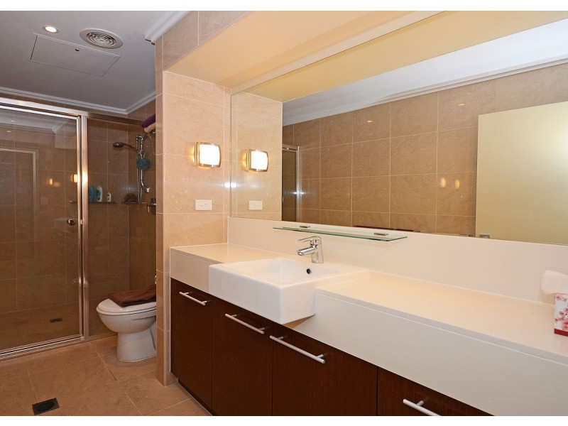 406/569 Charlton Esplanade, Urangan QLD 4655