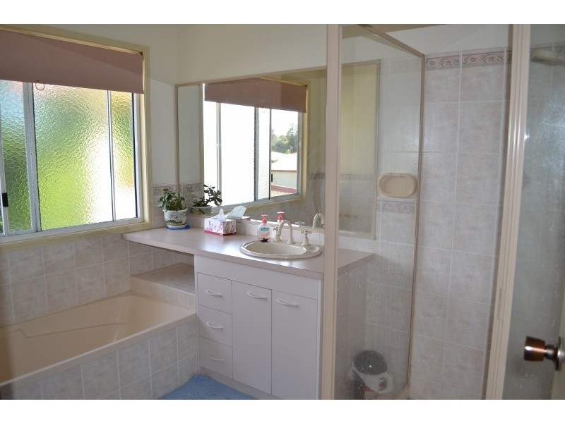 22 Beach Drive, Burrum Heads QLD 4659