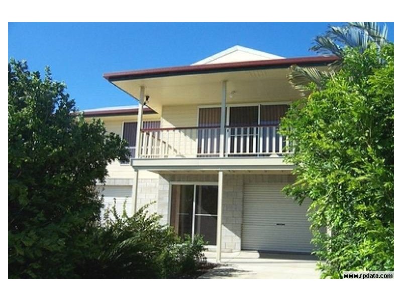 22 Beach Drive, Burrum Heads QLD 4659