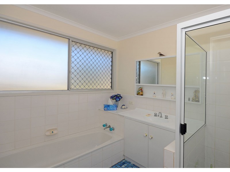 4 Turrum Street, Scarness QLD 4655