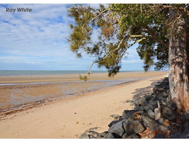 6 Torbanlea Street, Burrum Heads QLD 4659