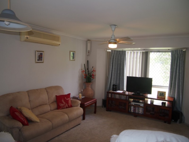 19 Wattle Street, Point Vernon QLD 4655