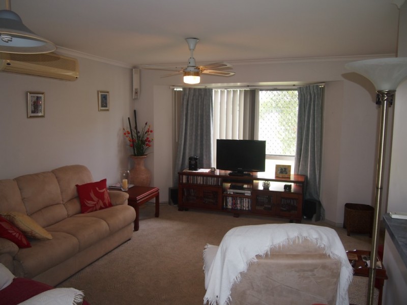 19 Wattle Street, Point Vernon QLD 4655