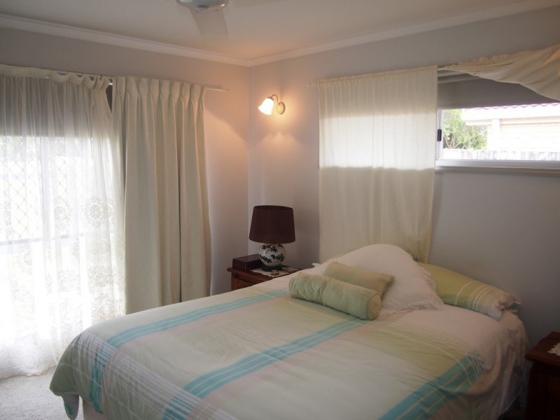 19 Wattle Street, Point Vernon QLD 4655