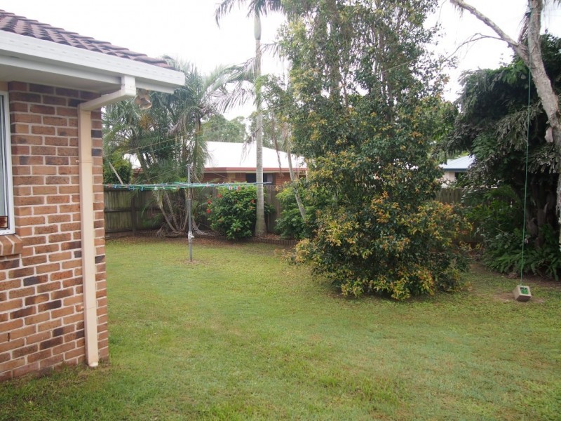 19 Wattle Street, Point Vernon QLD 4655