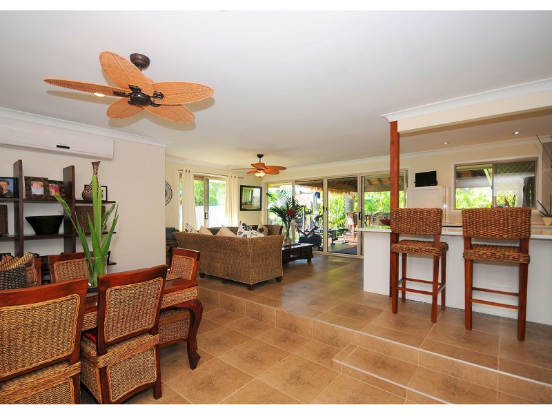 151 Garden Drive, Urangan QLD 4655