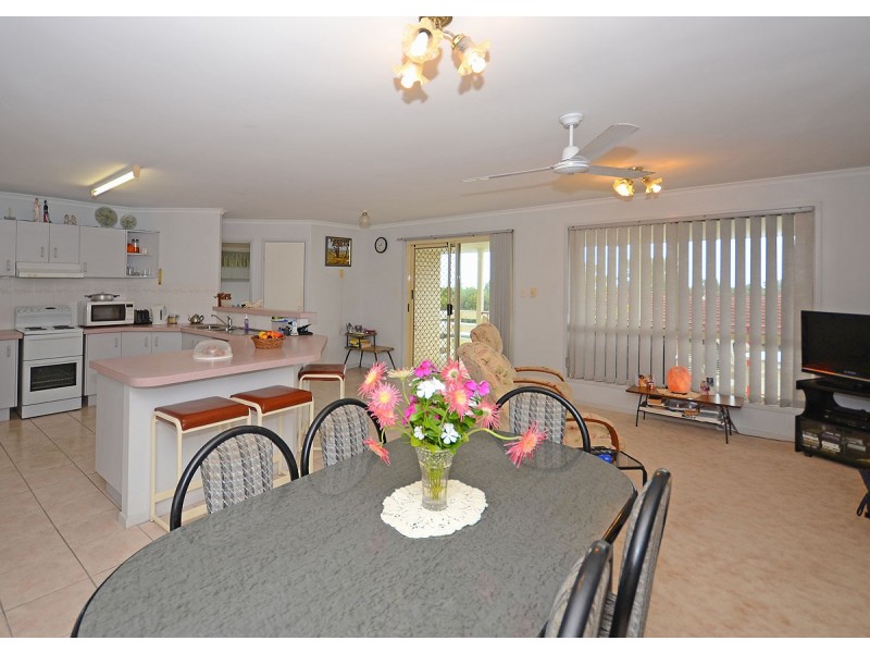 38 Hillcrest Avenue, Scarness QLD 4655