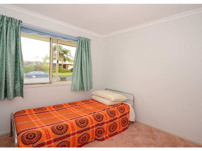 38 Hillcrest Avenue, Scarness QLD 4655