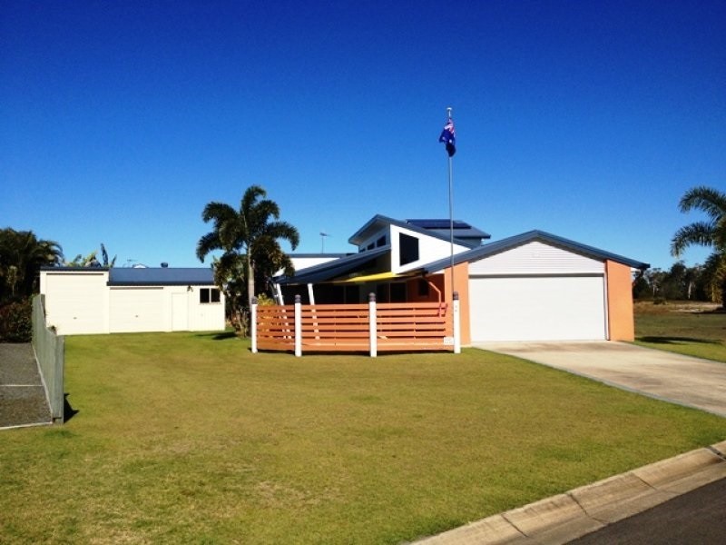 11 Warringal Court, Burrum Heads QLD 4659