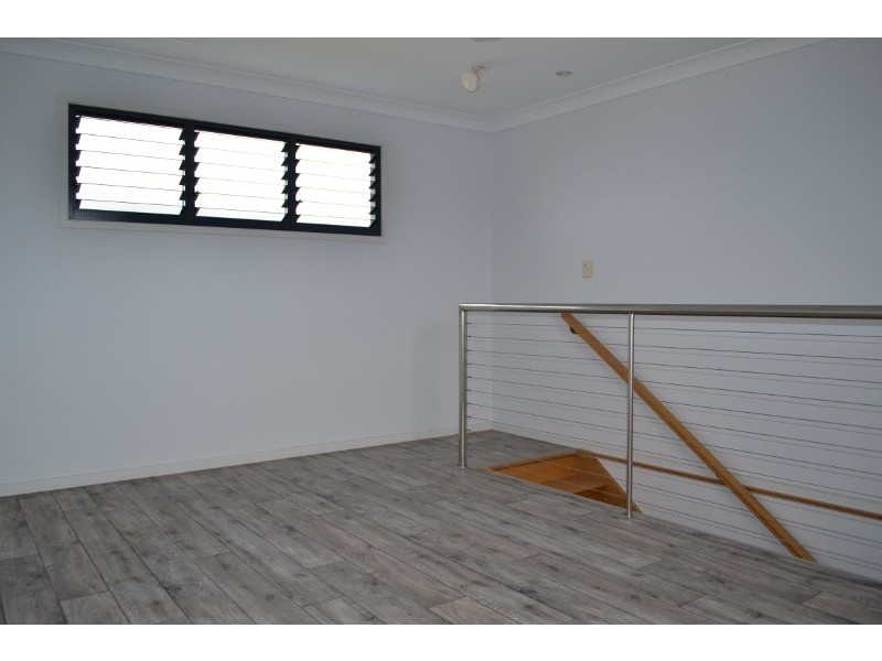 11 Warringal Court, Burrum Heads QLD 4659