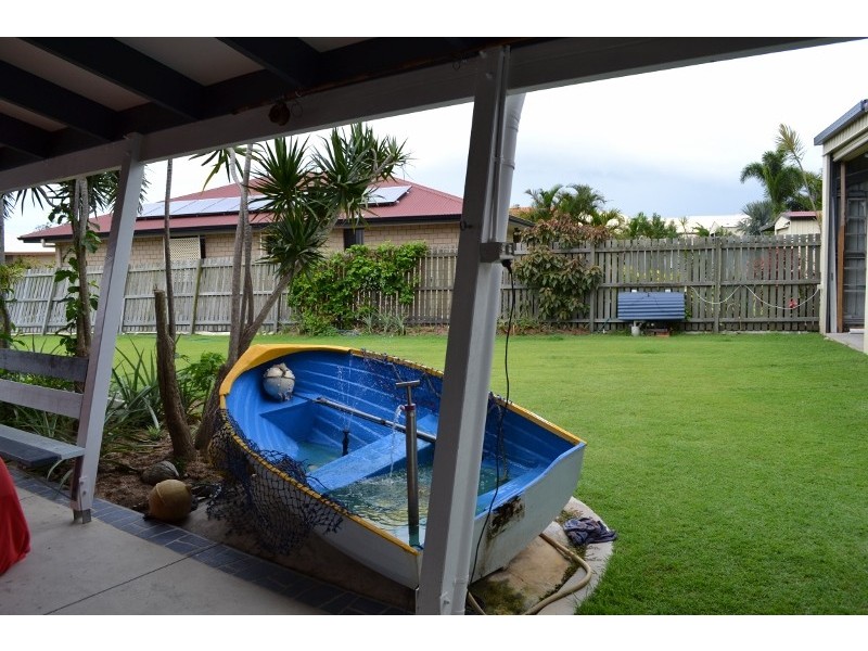 11 Warringal Court, Burrum Heads QLD 4659