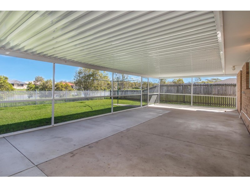 8 Wodalla Mews, Point Vernon QLD 4655