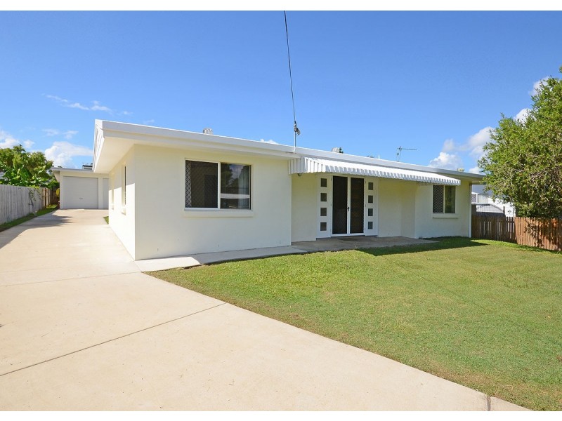 4 Arthur Street, Urangan QLD 4655