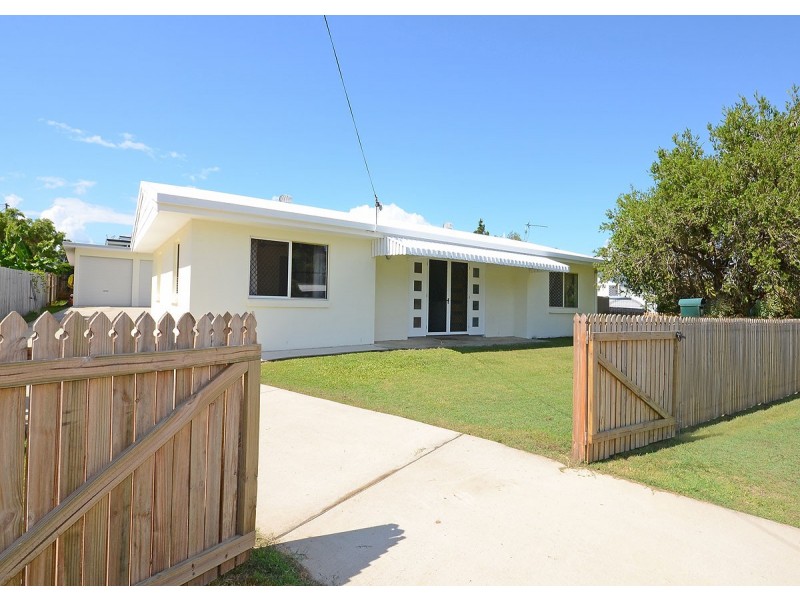 4 Arthur Street, Urangan QLD 4655