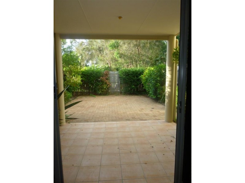 31/30 EAST ST, Scarness QLD 4655