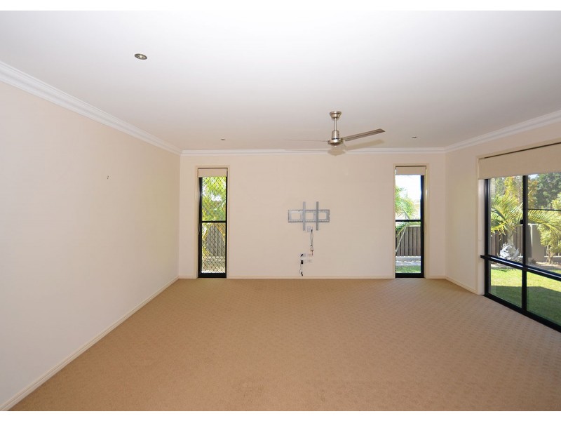 3 Bay Breeze Close, Wondunna QLD 4655