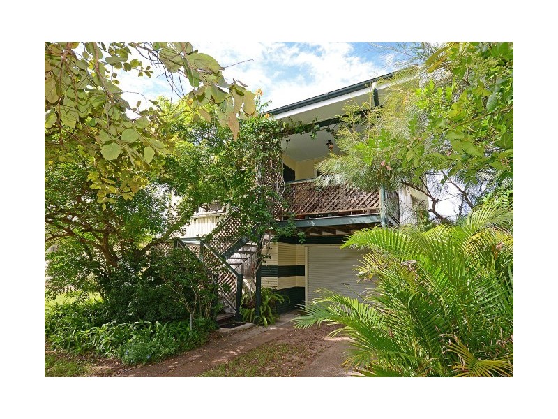 19 Ocean Street, Hervey Bay QLD 4655