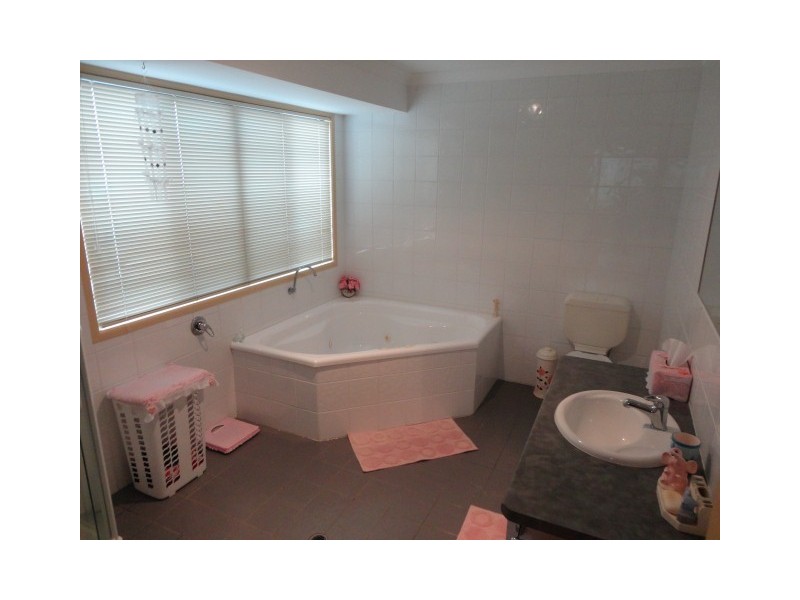 109 Caddy Avenue, Urraween QLD 4655