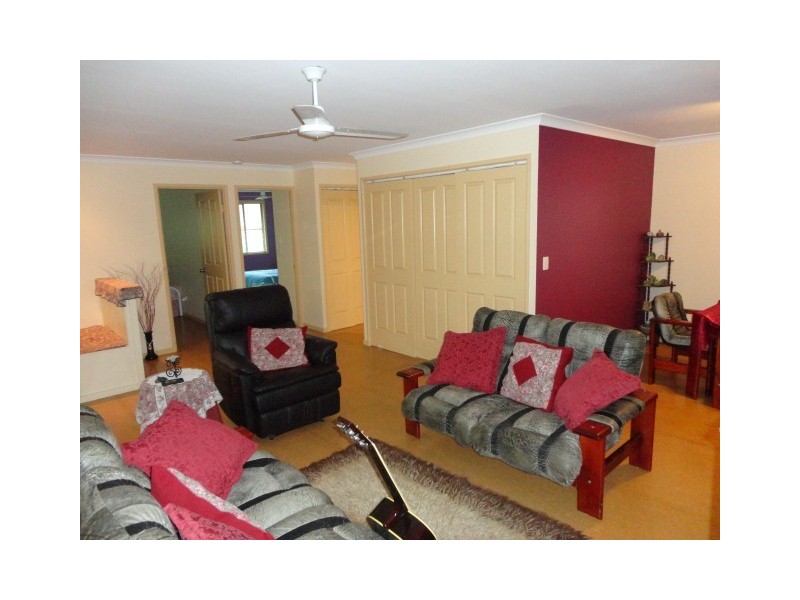 109 Caddy Avenue, Urraween QLD 4655