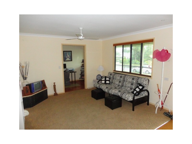 109 Caddy Avenue, Urraween QLD 4655