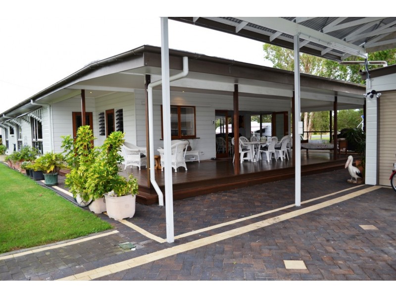 26 Hoffman Street, Burrum Heads QLD 4659