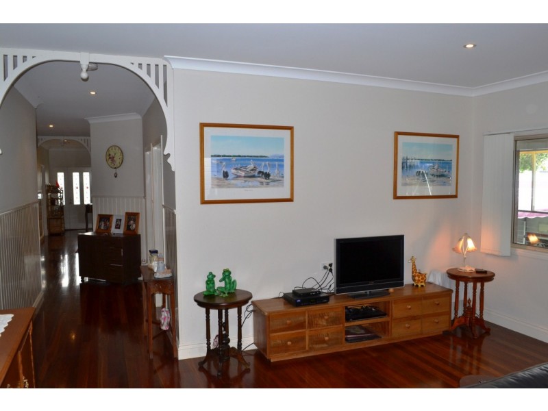 26 Hoffman Street, Burrum Heads QLD 4659