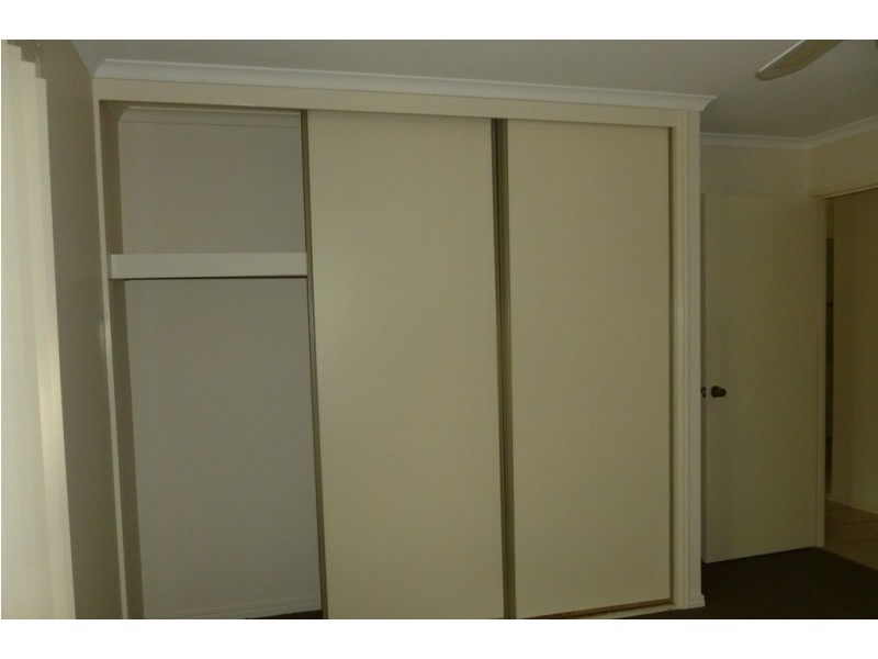 52 William Street, Urangan QLD 4655